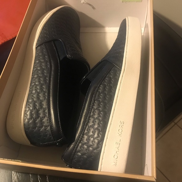 My Shoes size 9 brand new never worn - Picture 1 of 6